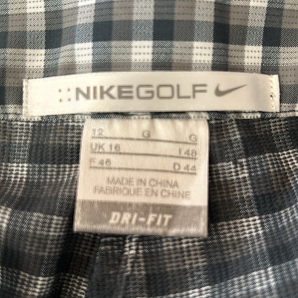 Nike Golf women’s plaid Bermuda length golf shorts size 12 - Picture 8 of 15